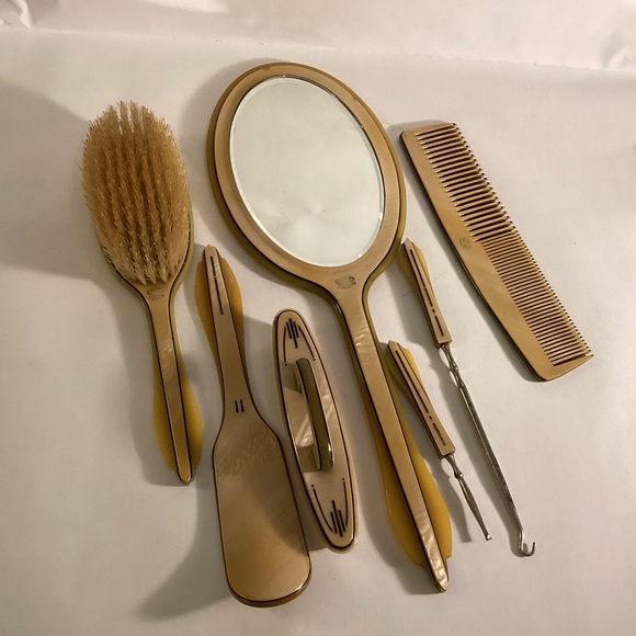 Art deco celluloid vintage 7 piece dresser set main image 11